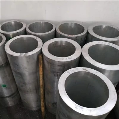 Aluminiowa rura okrągła Dostosowana aluminiowa rura kwadratowa o średnicy 15 mm